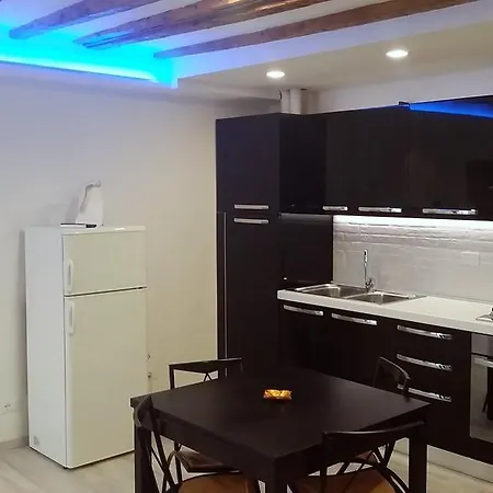 Apartment Casa Vacanze Rubino *