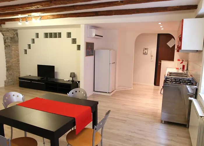 Апартаменты Rubino Триест